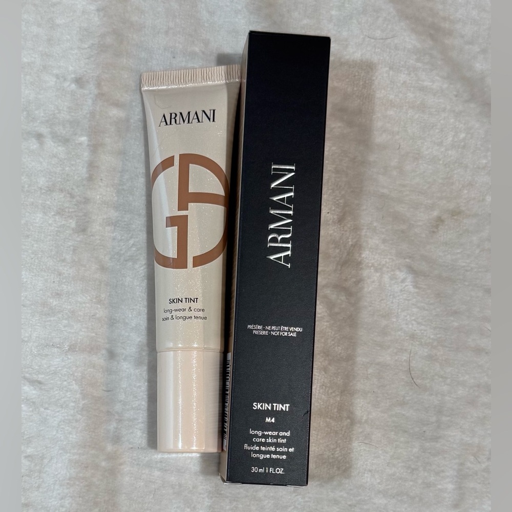 Giorgio Armani Skin Tint Medium